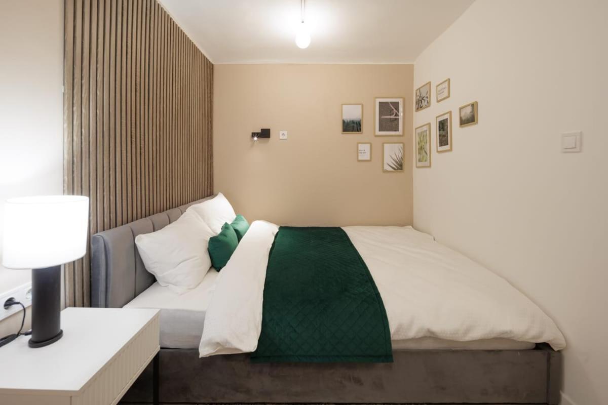 Ferienwohnung The Urban Chill Spot Harsfa Street Budapest Exterior foto